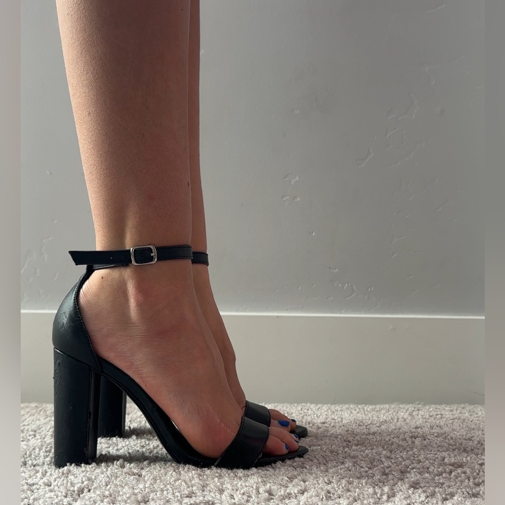 Steve Madden Black Ankle Strap Heels - Picture 3 of 4
